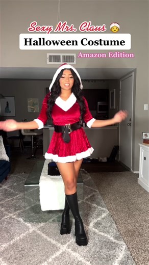 Sexy Mrs. Claus Halloween Costume Ideas 2022