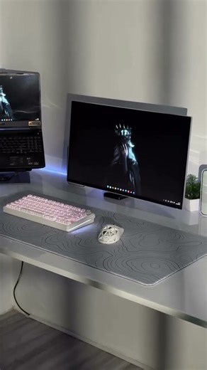 Specialll #setuplaptop #desksetup #setupgaming #setupinspiration #lynnn