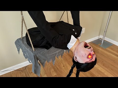 Menacing Molly Animatronic Demo