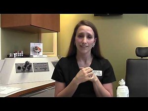 How to Remove a Broken Contact Lens