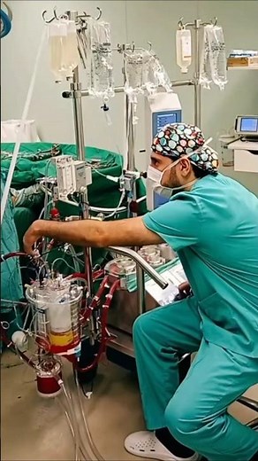 The Perfusionist job during surgery.