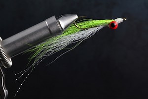 Fly Tying the Clouser Minnow - Fly Fisherman