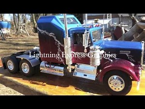 Plastic Model Trucks