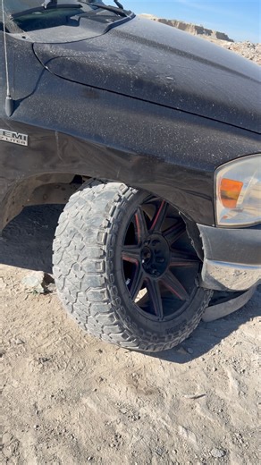 The Ford and Chevy guys will love this… 🤦🏻‍♂️ #1500 #truckreview #fail