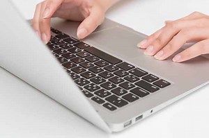 0からはじめるiOSアプリ開発入門！Xcodeの導入からやさしく解説！