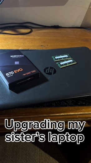 Upgrading HP 250 G4 Notebook: 4GB to 8GB RAM & SSD