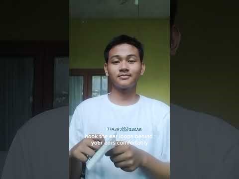 Procedure Text: How To Use Duckbill Mask Properly Name: M. Arya Satya Ganendra D.(22)