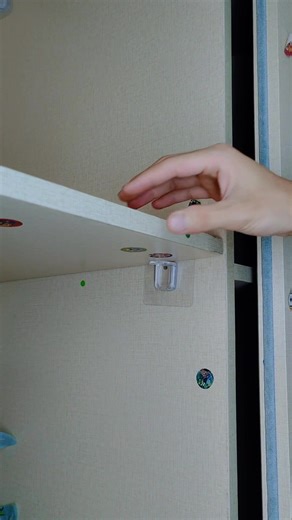 Don't want to drill holes in your cabinets to install shelves? Use this shelf support! It adheres firmly and has excellent load-bearing capacity. You can even use it to repair damaged shelves! #shelfsupport #cabinet