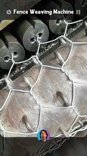 Automated Machine Weaving Hexagonal Wire Mesh Fence