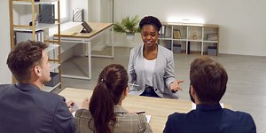 How to Answer “Tell Me About Yourself” (With Sample Answers)