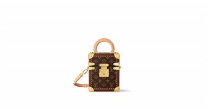 Products by Louis Vuitton: Camera Box