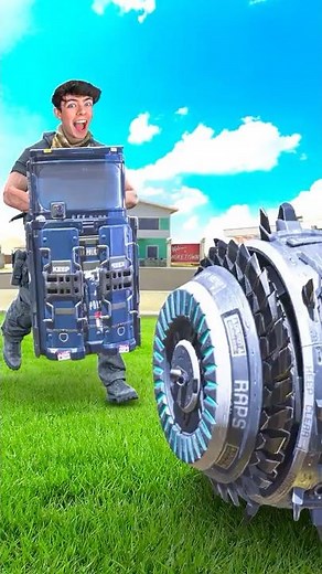 BALLISTIC SHIELD MAKES YOU INVINCIBLE in COD Mobile