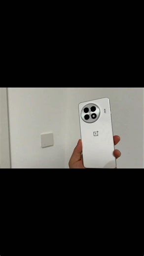 OnePlus Ace 5 Pro 5G 😱 Full Review | Flagship Killer or Just Hype?