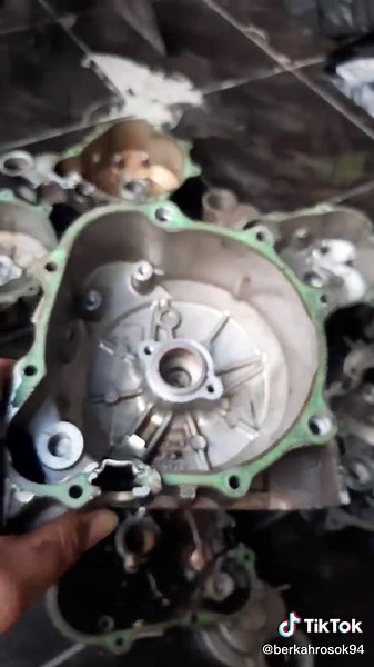 Exploring the Intricacies of a Mechanical Generator