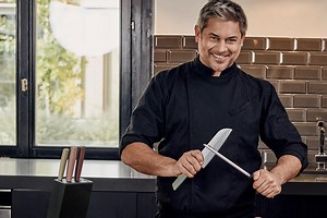 How to sharpen and hone | Victorinox United Kingdom