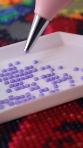  ✍️ Dé Hobby Waar Iedereen Het Over Heeft: Diamond Painting! Met diamond painting kom je volledig tot rust en kun je adembenemende meesterwerken maken vanuit jouw eigen huis.  https://happypainting.nl/ | Happy Painting | Facebook