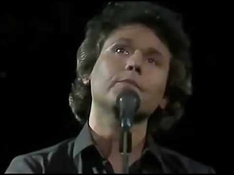 Рафаэль: Raphael "En Concierto" en el Teatro Lope de Vega (Madrid).1984 (Completo) viva-raphael.com