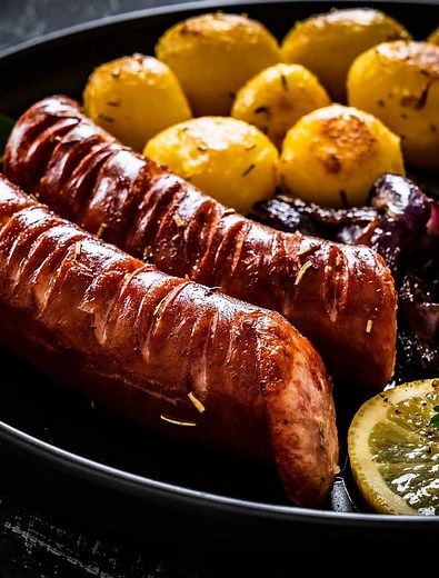 How to Cook Kielbasa in the Oven