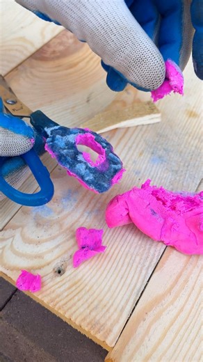 65K views · 80 reactions | Fix broken scissors with this plastic hack | Crafty Panda | Facebook