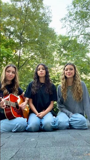 Yellow✨ - Coldplay 🎶 #sisters #coversong #acoustic #singing #harmony