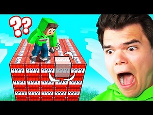 TNT Lucky Block Race in the SKY! (Minecraft)