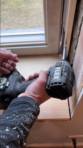 Quick tip: How to fasten a screw in a super tight space like this window replacement