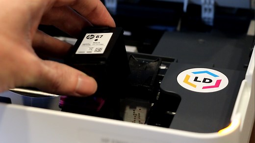 How to Install HP 67 Ink Cartridges