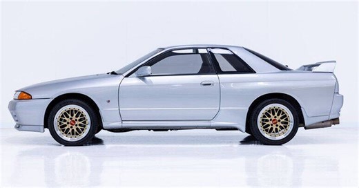 Meet Godzilla, the R32 Nissan Skyline GT-R