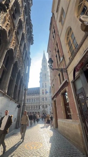 Walk Through The Grand Place, Brussels Belgium