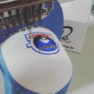 Trucker Caps | Online Gestalten & Besticken