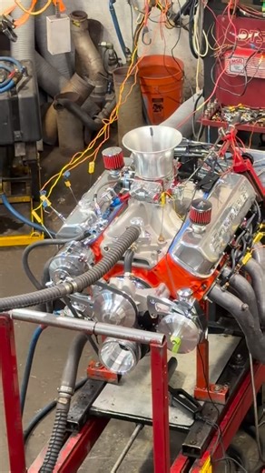 Rex Hutchison Racing Engines on Instagram: "￼For Tommy Sturgeons Dads Christmas Gift. Even Santa likes fender shakin fire breathin big bloc chevys. MERRY CHRISTAMS from #hutchisonracing 😎🎄"