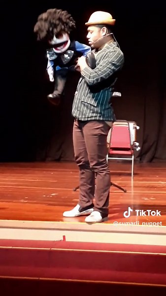 KONSERT PASESA . #sumarlipuppet #ventriloquistmalaysia #puppetshow #patungmenyanyi #standupkomedi #pelawaksabah #pelawaksabah #puppetmalaysia #puppetsabah #artissabah #ventriloquistsabah #patungmenyanyi #dayofmylife #mylifestyle #