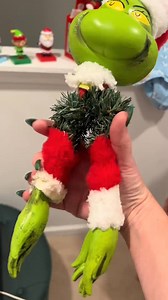 Michael made these cute tongs for Scarlett to use if she needed to move her elfs! The two elfs upstairs didnt move last night 🥴 #elfontheshelf Studios 12 | ScarlettandTiania