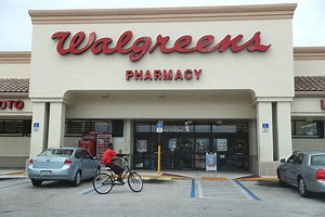 Walgreens Expands COVID Vaccine: Here’s Where To Find A Store