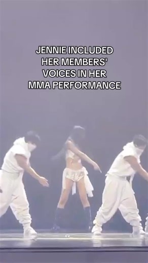 JENNIE MMA 2025 @jennierubyjane @roses_are_rosie @lalalalisa_m @jisoo @bp_tiktok #MMA2025 #likejennie #JENNIE #ZEN #RUBY