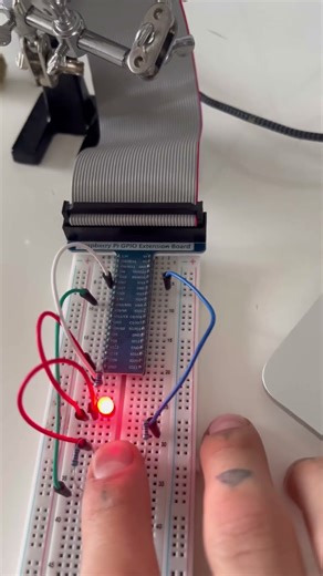 Basic LED Button on C running on Pi Zero W #picopc #oscilloscope #developers #clanguage