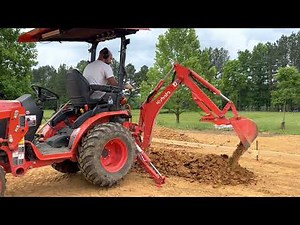 Digging with Kubota b2601 backhoe
