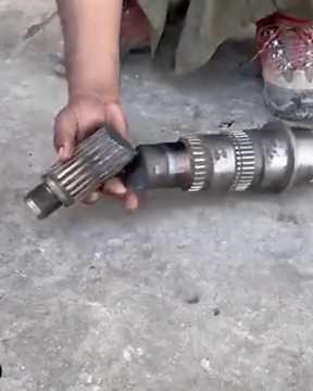 Just Learning Process // 2 pieces Broken Gear MainShaft repair // Only Genius Mechanic CanTeach You