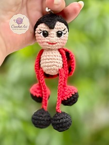 Ladybug Crochet Pattern: Amigurumi Keychain PDF Tutorial (english & Romanian, 11cm Bug Toy) - Etsy Canada