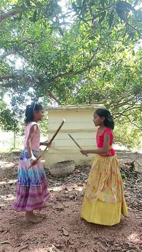 రావణా చందనాలువెన్నెల#viralvideo kolatam #dance #trendingkolatam #2 girels kolatam #beautifulfolksong