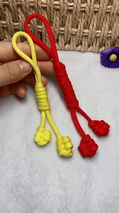 166K views · 1.5K reactions | Learn how to tie a keychain with a simple but beautiful string #diy #craft #diycrafts | Craft 1 Minute | Facebook