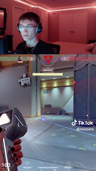 Took that waylay’s vandal and won the round with it 😛 #valorant #valorantclips #valorantclutch #valorantstreamer #valorantgaming