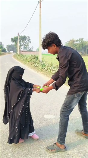 Respect hijab 😢 😱 Muslim hijab islamic #ytshorts #muslim #hijab #islamicvideo #shots