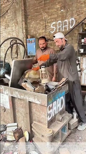 Compressing Chaos: The Hydraulic Press That Turns Scrap into Solid Gold