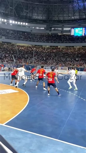 Handball_edit on Instagram: "The Power Jump!  Unstoppable Handball Shot ​Hashtags: #Handball #JumpShot #Goal #SportHighlight #HandballSkills #PowerShot #AmazingGoal #Sports ​Hashtags: #Handball #Goal #Sport #Stunner #BigPlay #HandballWorld #Athlete ​"