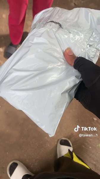 เหนื่อยทุกครั้งที่เจอ”มนุษย์ป้า” 😩😩 ##พัสดุ##พนักงานส่งของ##มนุษย์ป้าข้างบ้าน