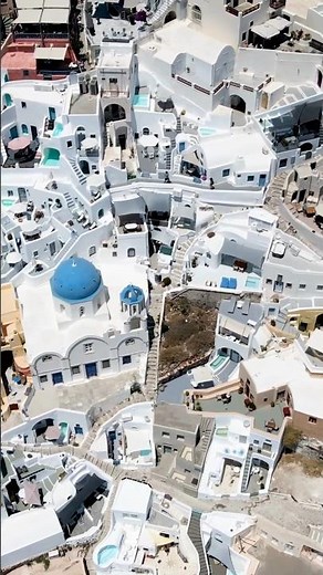 Santorini: Greece’s Timeless Wonder