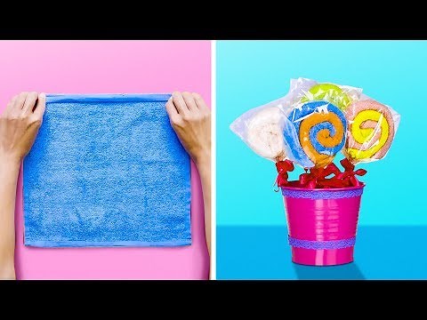 15 LOVELY DIY BABY SHOWER GIFTS