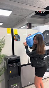 Introduce una nueva dimensión de comodidad en tu vida con nuestro dispensador de agua de carga inferior con capacidad de 20 litros que combina diseño y funcionalidad de vanguardia. Su panel de control de vidrio ofrece un aspecto elegante y moderno. #drija #agua | NOFA
