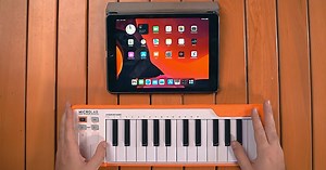 How To Connect A MIDI Controller To Your iPad or iPhone